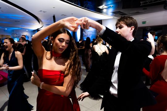 Studniówka II Liceum Ogólnokształcącego im. Marii Konopnickiej (zdjęcia)