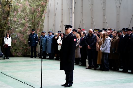 Uroczyste przekazanie dowodzenia 42. Bazą Lotnictwa Szkolnego w Radomiu (zdjęcia)