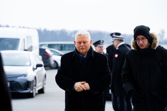 Uroczyste przekazanie dowodzenia 42. Bazą Lotnictwa Szkolnego w Radomiu (zdjęcia)