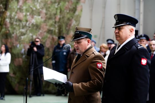 Uroczyste przekazanie dowodzenia 42. Bazą Lotnictwa Szkolnego w Radomiu (zdjęcia)