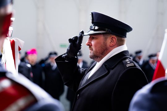 Uroczyste przekazanie dowodzenia 42. Bazą Lotnictwa Szkolnego w Radomiu (zdjęcia)