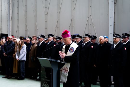 Uroczyste przekazanie dowodzenia 42. Bazą Lotnictwa Szkolnego w Radomiu (zdjęcia)