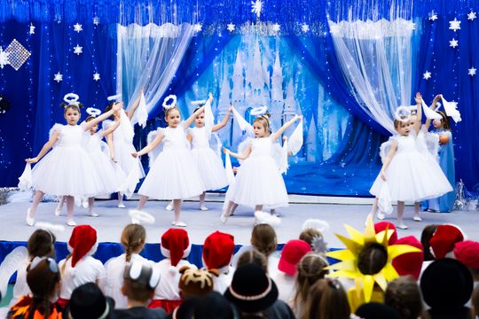 Festiwal „Bajkowe Tańce Zimowe” w Przedszkolu Publicznym nr 17 w Radomiu (zdjęcia)