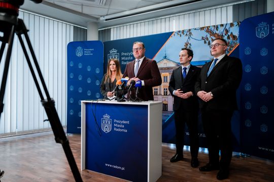 Konferencja prasowa dotycząca dofinansowań rządowych dla Radomia (zdjęcia)
