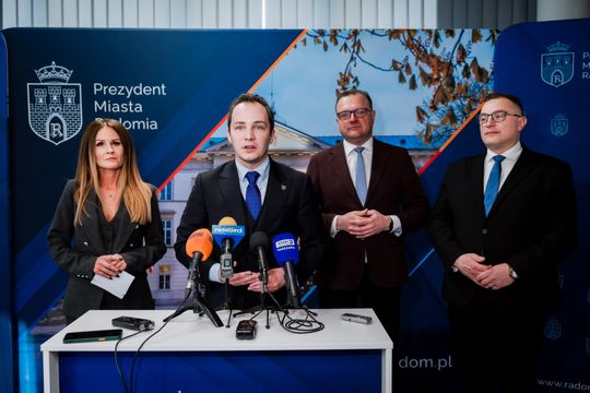 Konferencja prasowa dotycząca dofinansowań rządowych dla Radomia (zdjęcia)