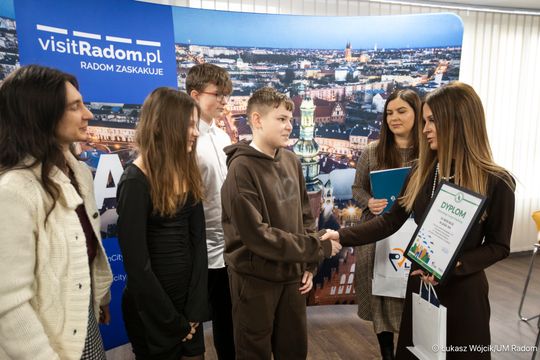 Gala finałowa konkursu „Jestem sobą. Wiem jak korzystać z wolności. Wybieram życie wolne od narkotyków, alkoholu i przemocy” (zdjęcia)