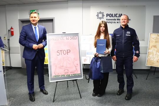 Gala finałowa konkursu „Jestem sobą. Wiem jak korzystać z wolności. Wybieram życie wolne od narkotyków, alkoholu i przemocy” (zdjęcia)