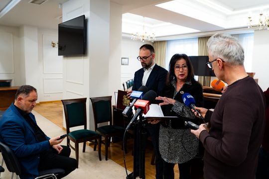 Konferencja prasowa przed poniedziałkową sesją Rady Miasta (zdjęcia)