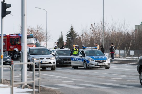 Zderzenie pięciu samochodów na ul. Żółkiewskiego (zdjęcia)