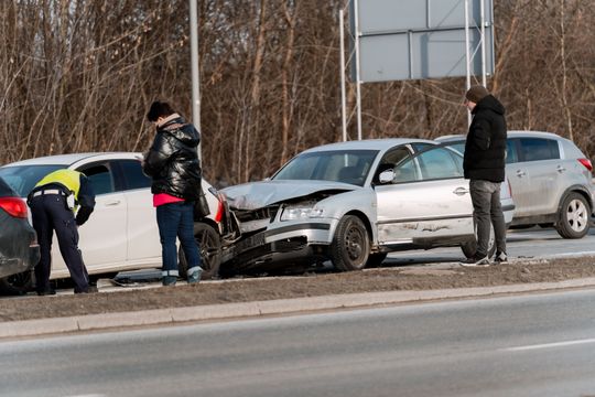 Zderzenie pięciu samochodów na ul. Żółkiewskiego (zdjęcia)