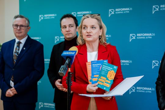 %22Kompas jutra%22 w Skaryszewie 006.jpg