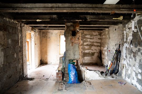 Pożar domu w Dąbrówce Nagórnej (zdjęcia)