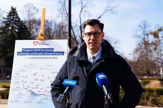 Konferencja prasowa posła Konrada Frysztaka (zdjęcia)