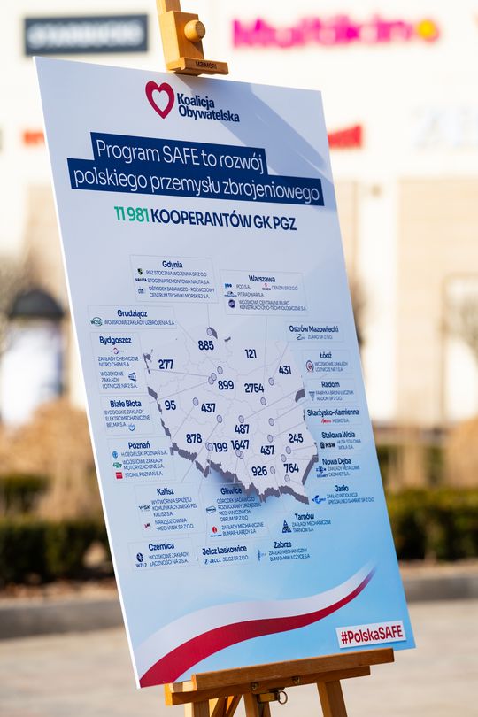 Konferencja prasowa posła Konrada Frysztaka (zdjęcia)