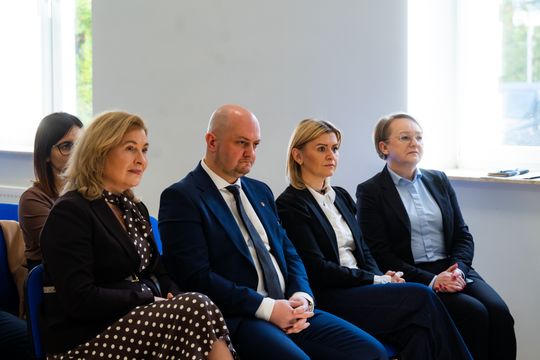 Podpisanie umów na nowe inwestycje w subregionie radomskim (zdjęcia)