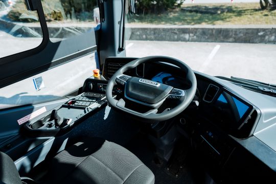 Przekazanie autobusu w Zakrzewie 004.jpg