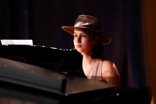 Jubileuszowy koncert II Liceum Ogólnokształcącego im. Marii Konopnickiej "Piosenka nie zna granic" (zdjęcia)