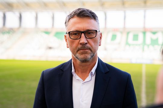 Konferencja prasowa dot. murawy na stadionie przy Struga 63 (zdjęcia)