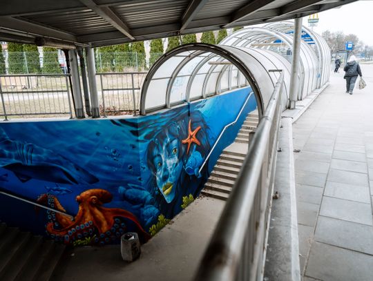 Nowy mural w przejściu podziemnym na ustroniu (zdjęcia)