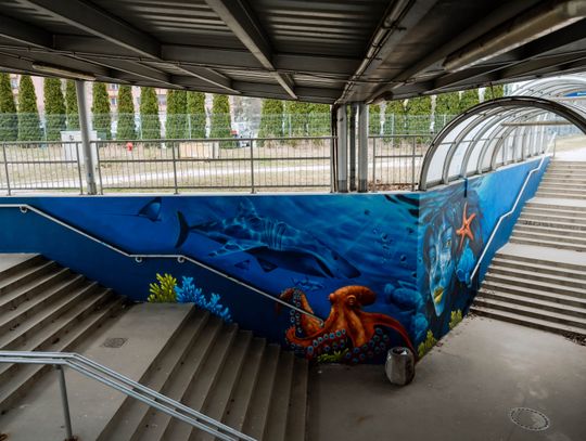 Nowy mural w przejściu podziemnym na ustroniu (zdjęcia)