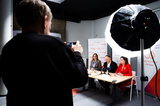 Konferencja prasowa Izby Przemysłowo-Handlowej Ziemi Radomskiej (zdjęcia)