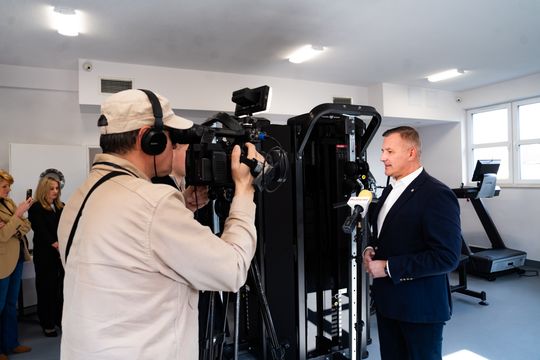 Otwarcie siłowni w szkole podstawowej w Rusinowie (zdjęcia)