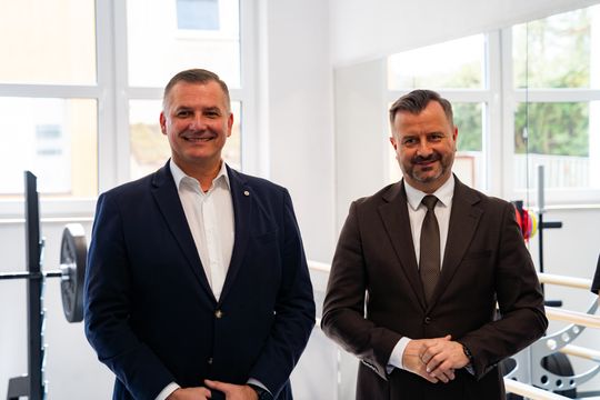 Otwarcie siłowni w szkole podstawowej w Rusinowie (zdjęcia)