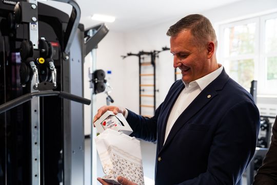 Otwarcie siłowni w szkole podstawowej w Rusinowie (zdjęcia)