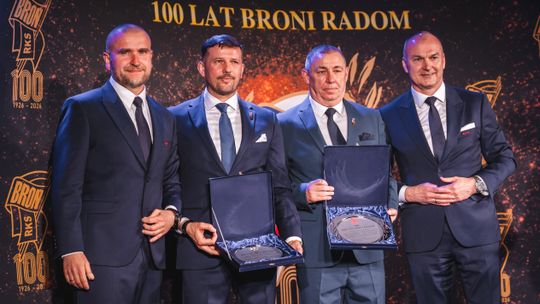 Gala 100-lecia Broni Radom (zdjęcia) Gala 100-lecia Broni Radom (zdjęcia)