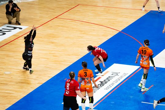 Elmas-KPS APR Radom - Eisberg Dziewiątka Legnica (zdjęcia)