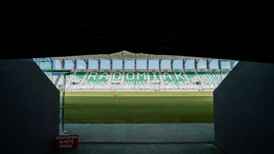Nowa murawa na stadionie przy Struga (zdjęcia)