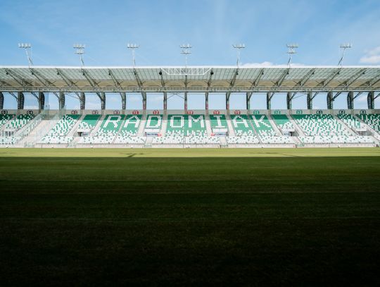 Nowa murawa na stadionie przy Struga (zdjęcia)