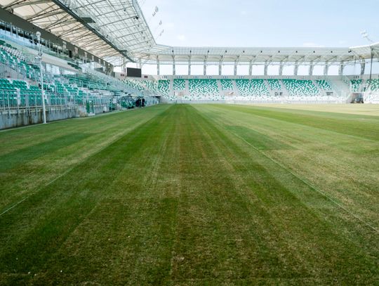 Nowa murawa na stadionie przy Struga (zdjęcia)