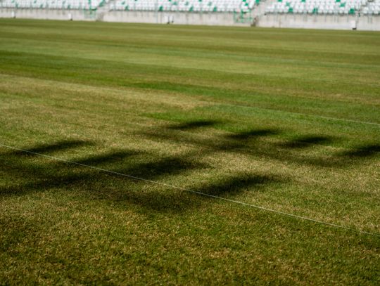 Nowa murawa na stadionie przy Struga (zdjęcia)