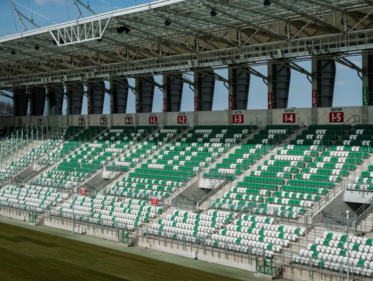 Nowa murawa na stadionie przy Struga (zdjęcia)