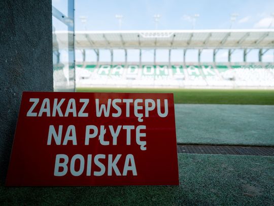 Nowa murawa na stadionie przy Struga (zdjęcia)