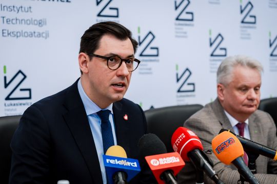 Briefing prasowy Instytutu Technologii Eksploatacji (zdjęcia)