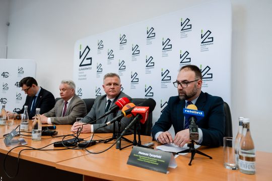 Briefing prasowy Instytutu Technologii Eksploatacji (zdjęcia)