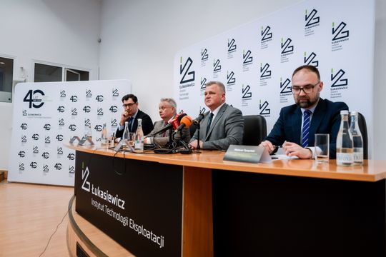 Briefing prasowy Instytutu Technologii Eksploatacji (zdjęcia)