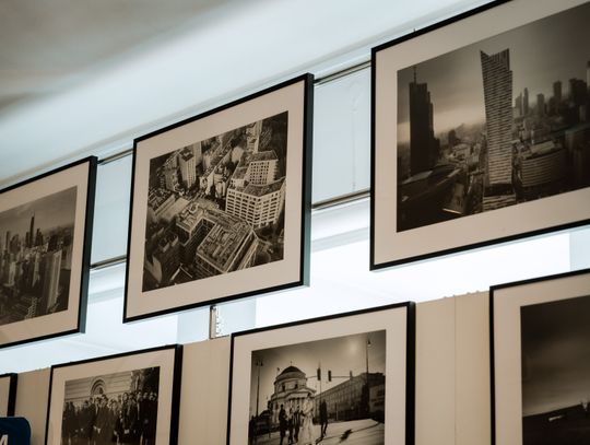 Konferencja - ,,Współczesna Warszawa na ''starej'' fotografii'' (zdjęcia)