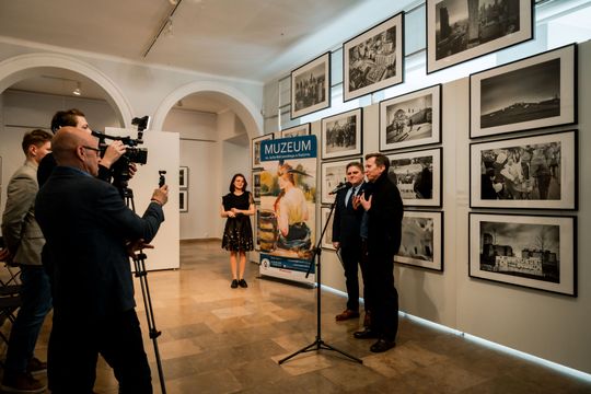 Konferencja - ,,Współczesna Warszawa na ''starej'' fotografii'' (zdjęcia)