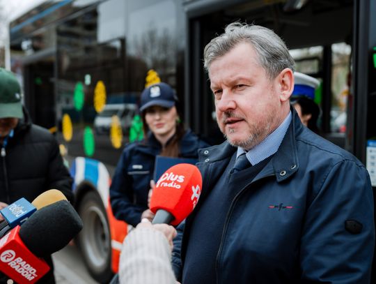 Briefing promujący bezpieczeństwo w komunikacji drogowej w okresie świątecznym (zdjęcia)