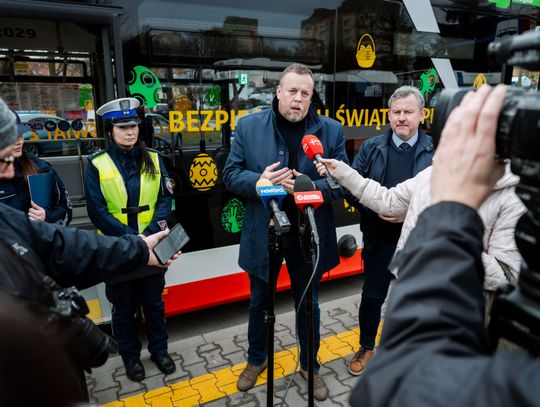 Briefing promujący bezpieczeństwo w komunikacji drogowej w okresie świątecznym (zdjęcia)