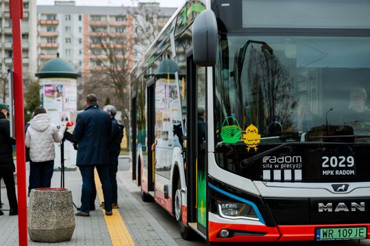 Briefing promujący bezpieczeństwo w komunikacji drogowej w okresie świątecznym (zdjęcia)