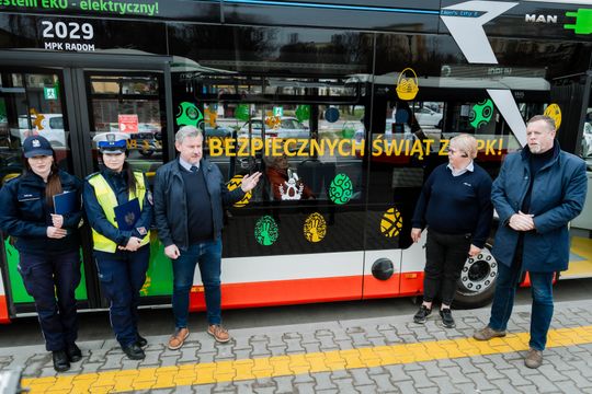 Briefing promujący bezpieczeństwo w komunikacji drogowej w okresie świątecznym (zdjęcia)