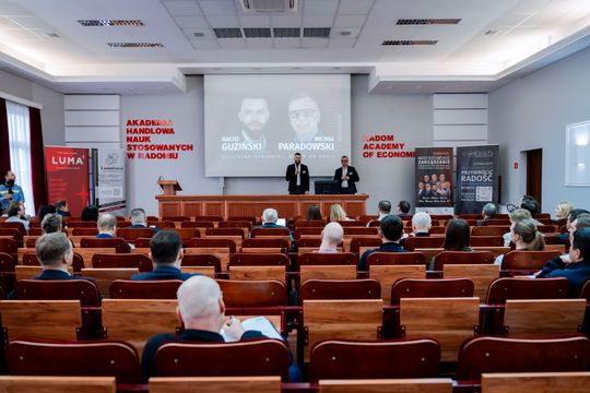 "Mistrzowskie Zarządzanie - sprawdzone systemy wizualne, które realnie zmieniają firmę" (zdjęcia)