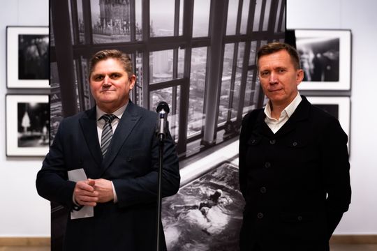 Wernisaż wystawy "Współczesna Warszawa na starej fotografii" (zdjęcia)