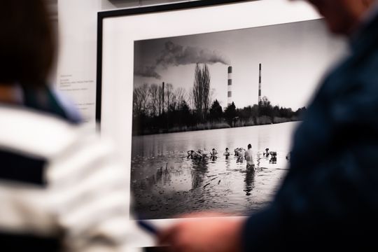 Wernisaż wystawy "Współczesna Warszawa na starej fotografii" (zdjęcia)