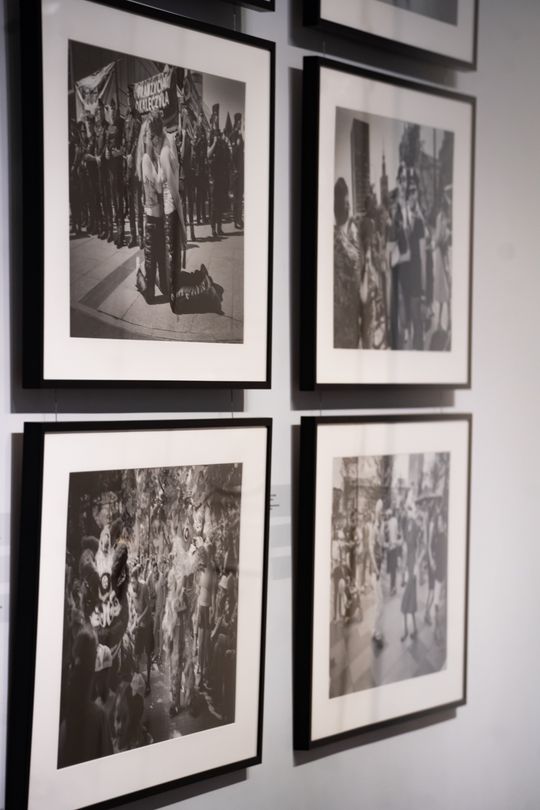 Wernisaż wystawy "Współczesna Warszawa na starej fotografii" (zdjęcia)