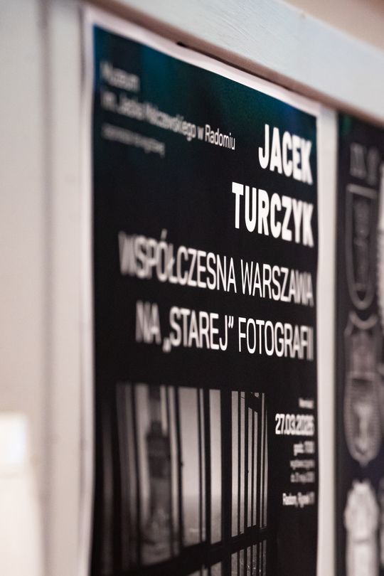 Wernisaż wystawy "Współczesna Warszawa na starej fotografii" (zdjęcia)